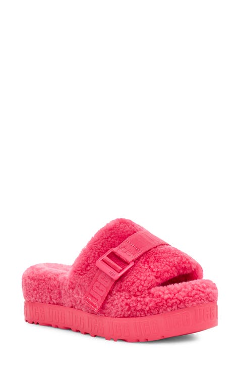 Women's Pink Fuzzy Slippers | Nordstrom