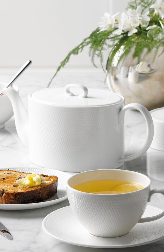 Wedgwood Gio Pasta Bowl In White