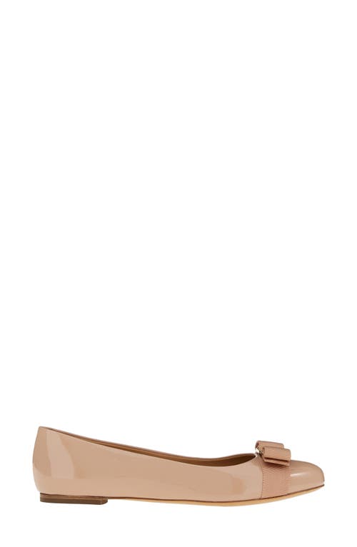 FERRAGAMO Varina Leather Flat in Amaretti