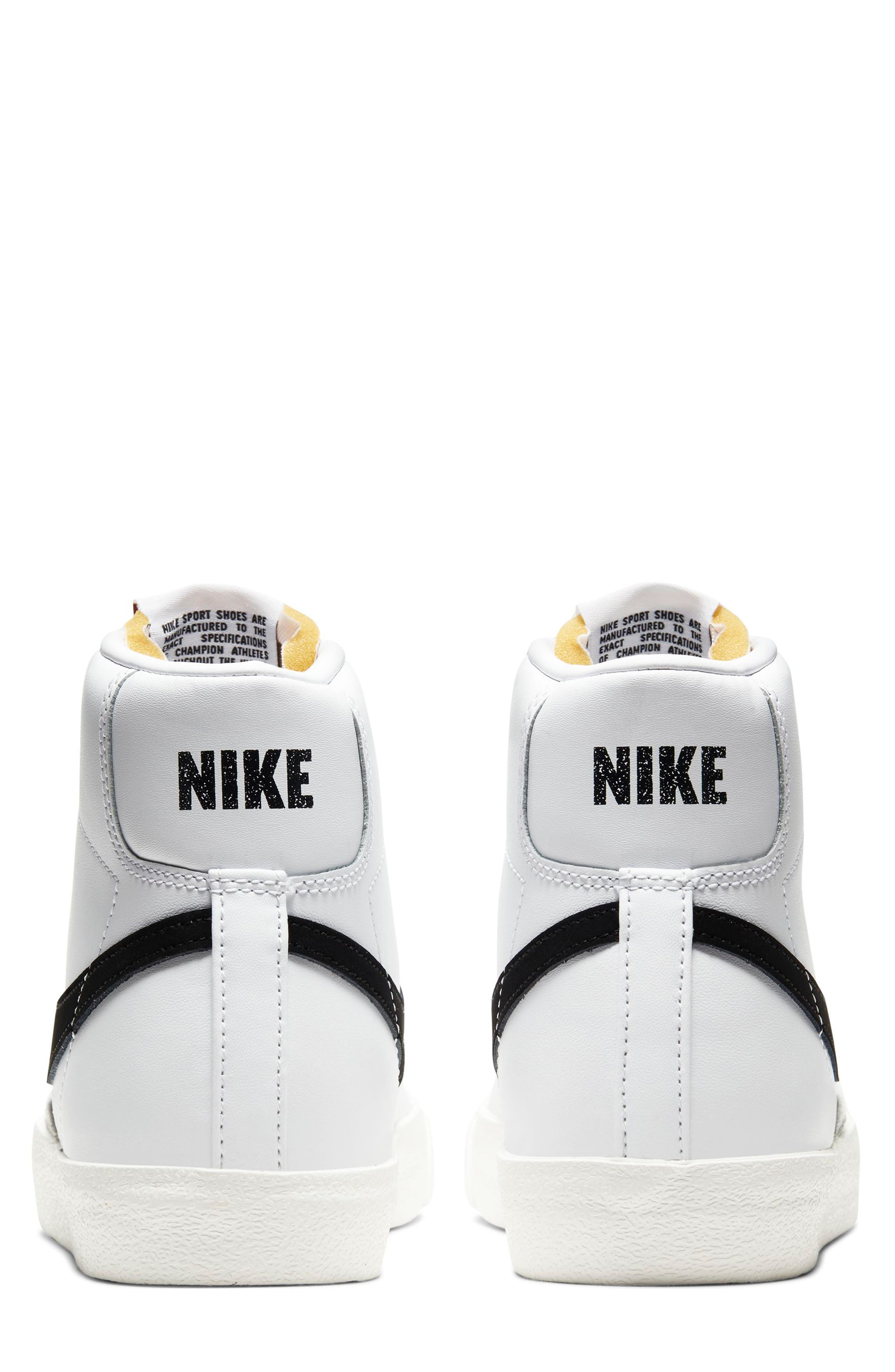 Nike Blazer Mid '77 High Top Sneaker 
