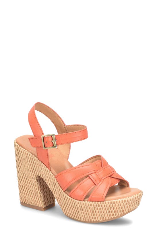 Korks Dee Wedge Platform In Orange