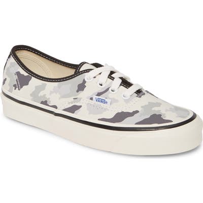 Vans Authentic 44 Dx Sneaker, Ivory