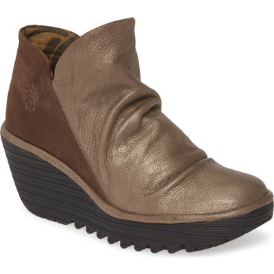 Fly London Yip Wedge Bootie,- Grey