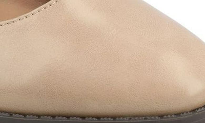 Journee Collection Savvi Mary Jane Pump In Sand