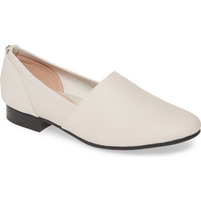 Taryn Rose Bettina Slip-On Flat, White