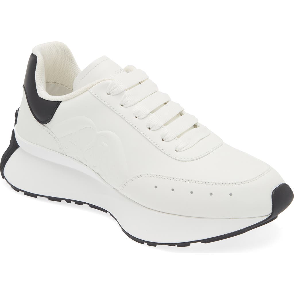 Alexander Mcqueen Sprint Runner Seal Sneaker In White/black