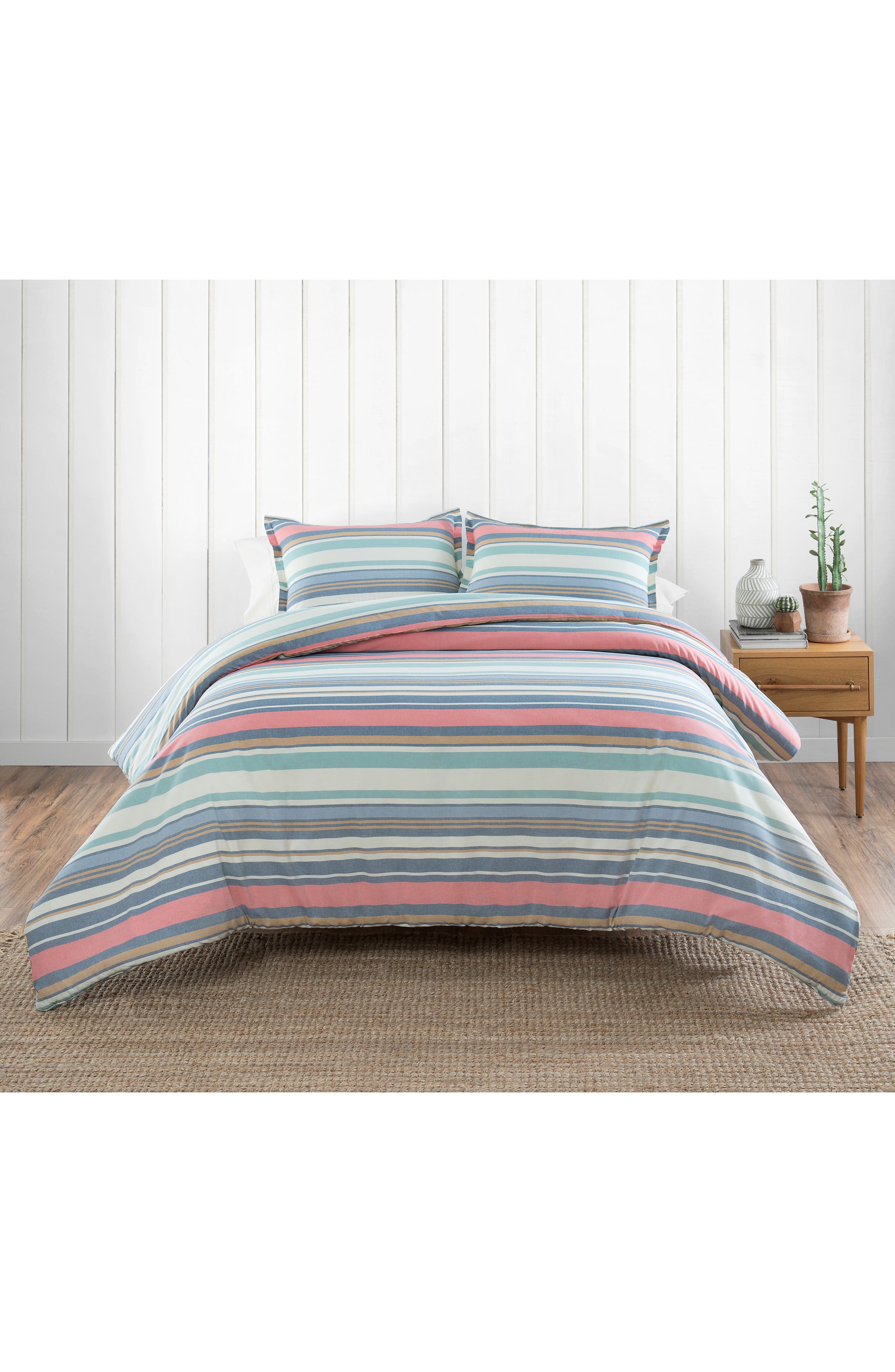 Comforters & Quilts | Nordstrom