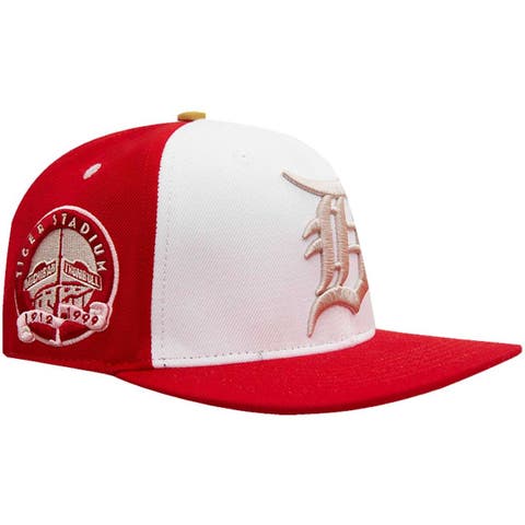 Buffalo Bills Pro Standard 2Tone Snapback Hat - Royal/Red