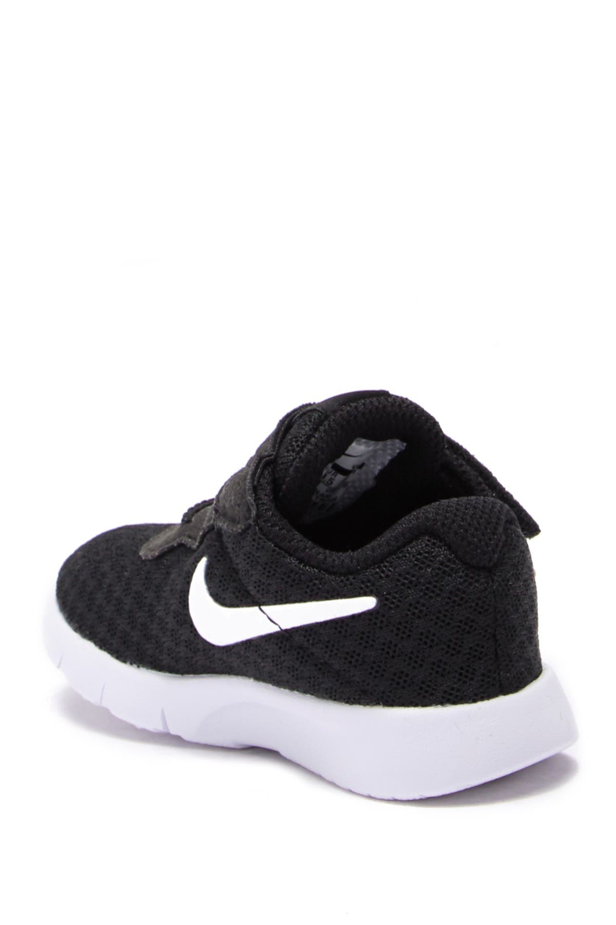 nike tanjun sandals nordstrom rack