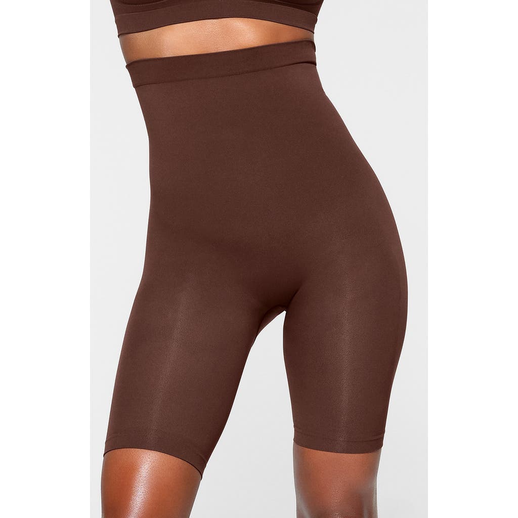 Skims High-waist Shine Shorts In Cocoa