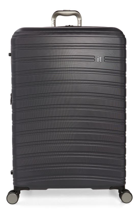 It Luggage Fusional Magnet 31-inch Spinner Luggage