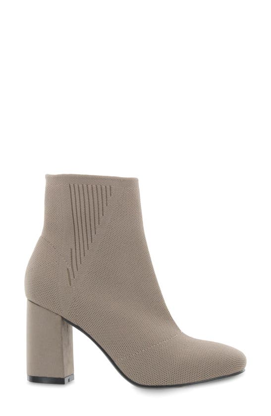 Mia Braxton Block Heel Bootie In Dk Sand | ModeSens