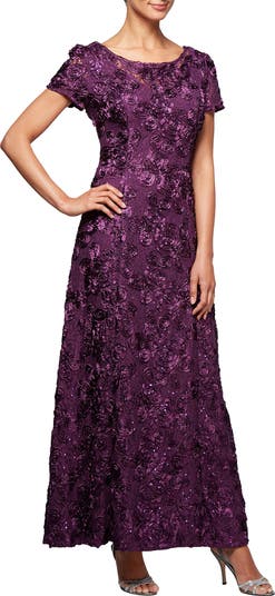 Alex evenings cheap embellished lace gown