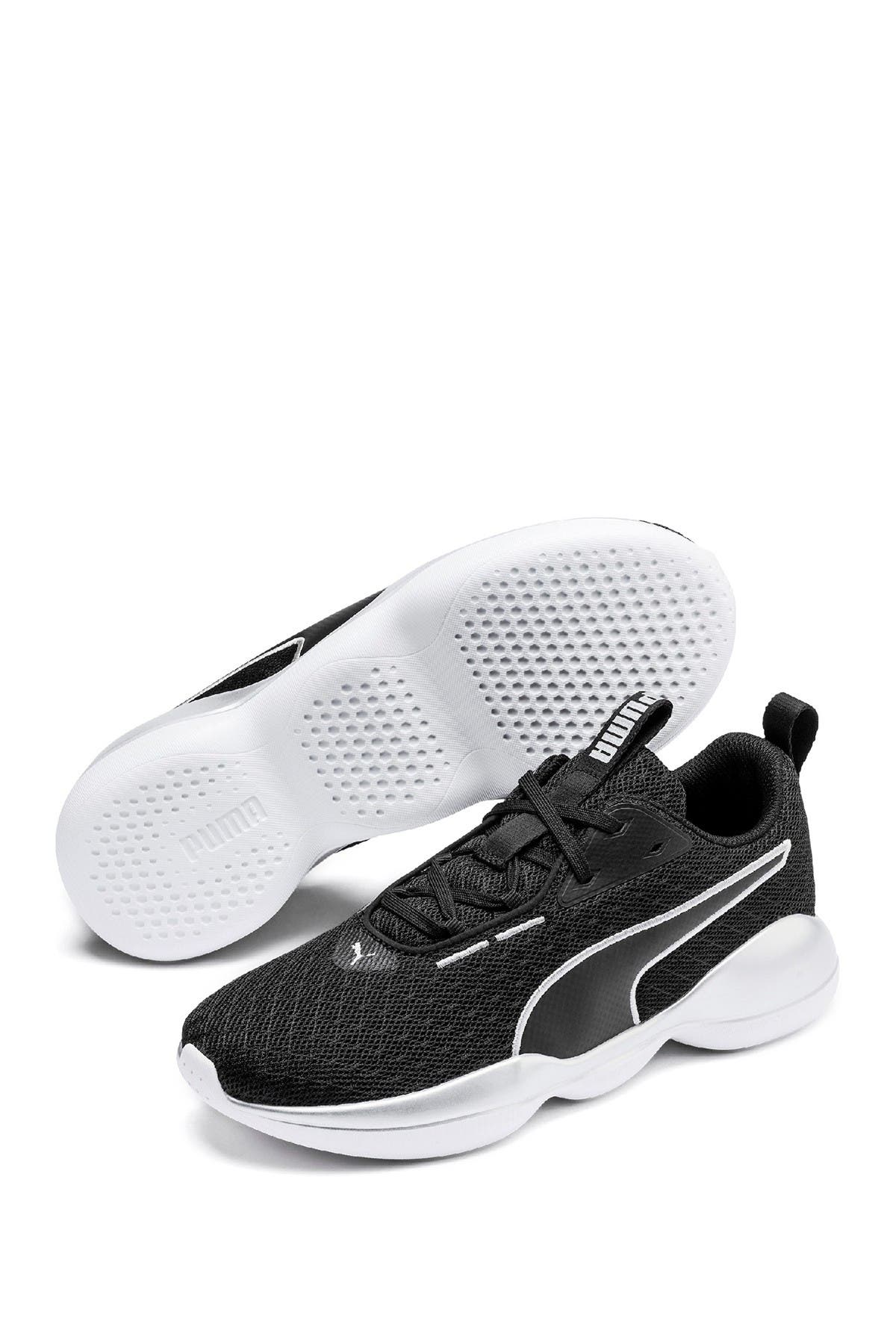 puma flourish sneaker