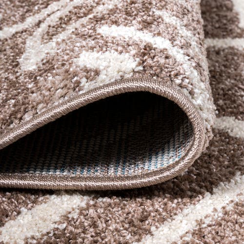 Jonathan Y Amanar Geometric Area Rug In Brown/ivory