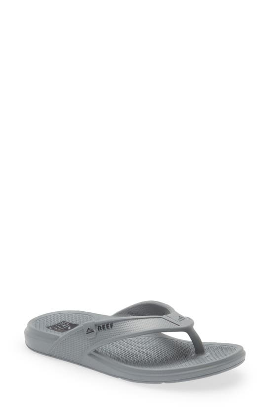Reef Oasis Water Friendly Flip Flop In Grey