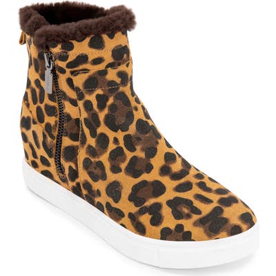 Blondo Glade Waterproof Sneaker- Brown