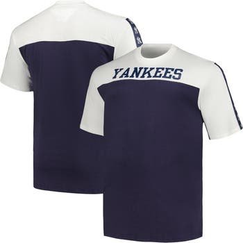 New York Yankees Profile Women's Plus Size Arch Logo T-Shirt - Navy