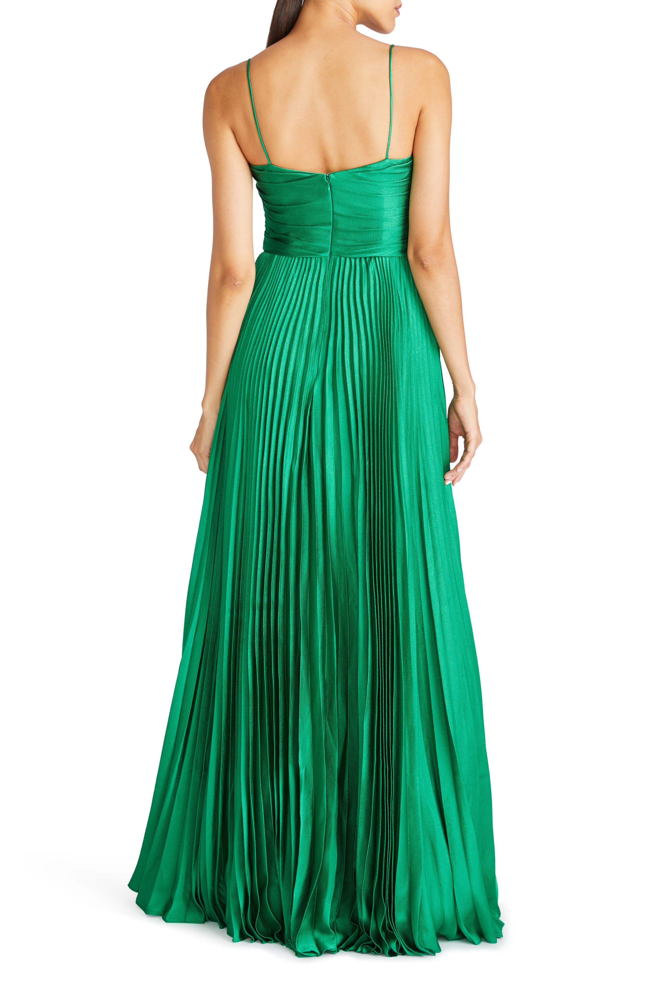 ML Monique Lhuillier Helena Pleated Satin Gown in Clover Green | Smart Closet ML Monique Lhuillier Helena Pleated Satin Gown in Clover Green | Smart Closet
