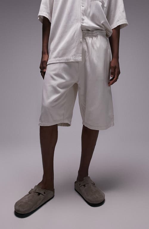Textured Drawstring Shorts in Cream