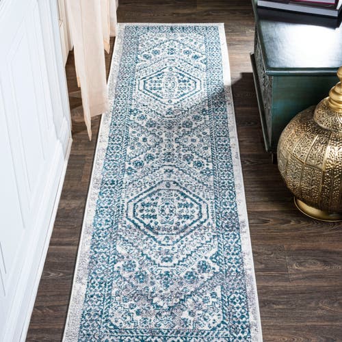 Jonathan Y Boho Cottage Medallion Area Rug In Blue/white