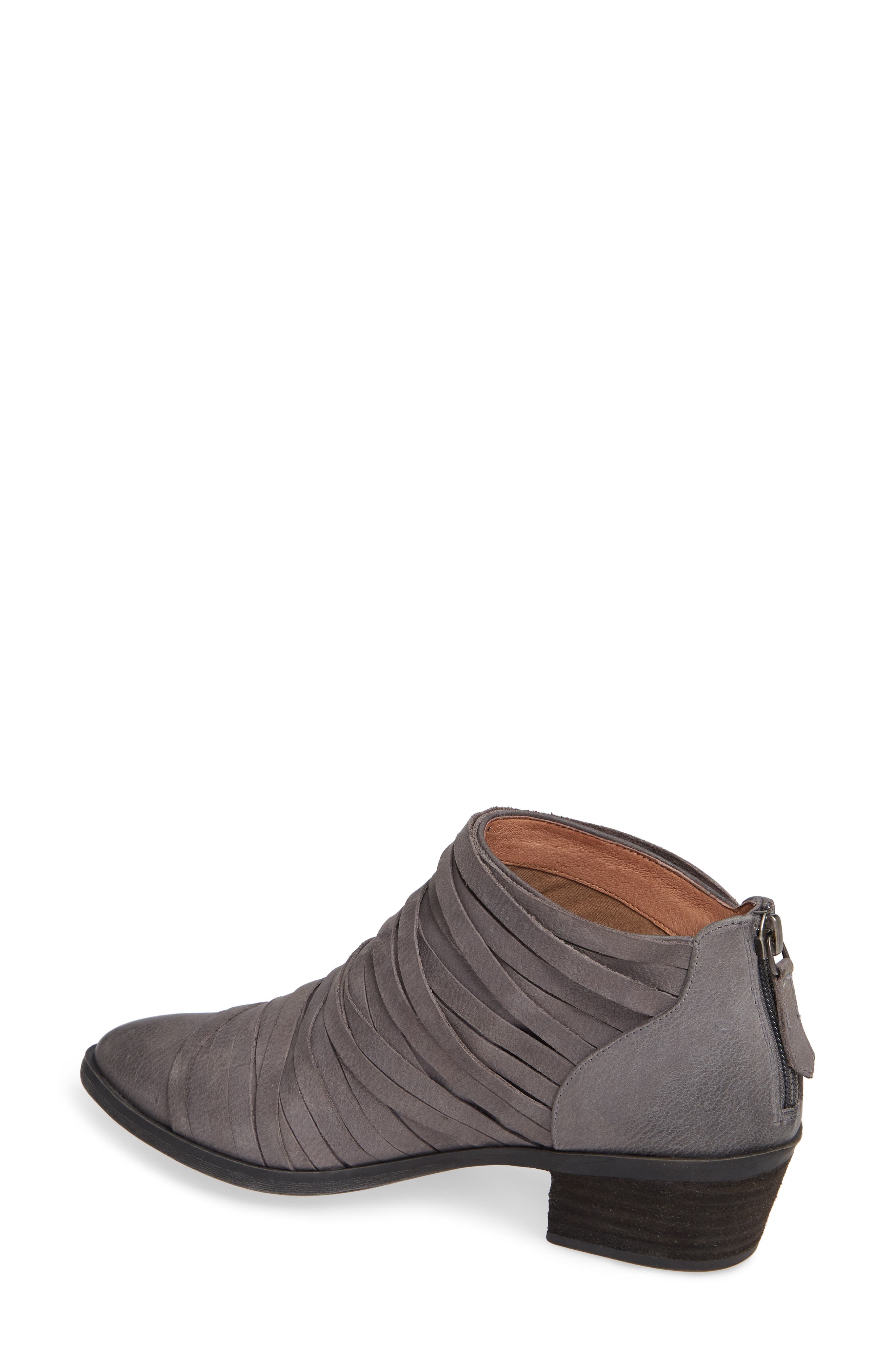 caslon leon wrapped bootie