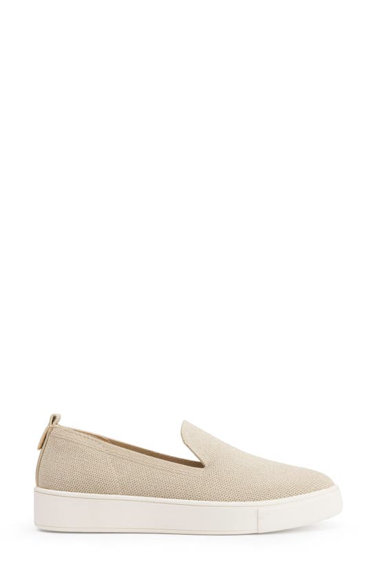 Me Too Fay Slip-on Sneaker In Bisque Metallic