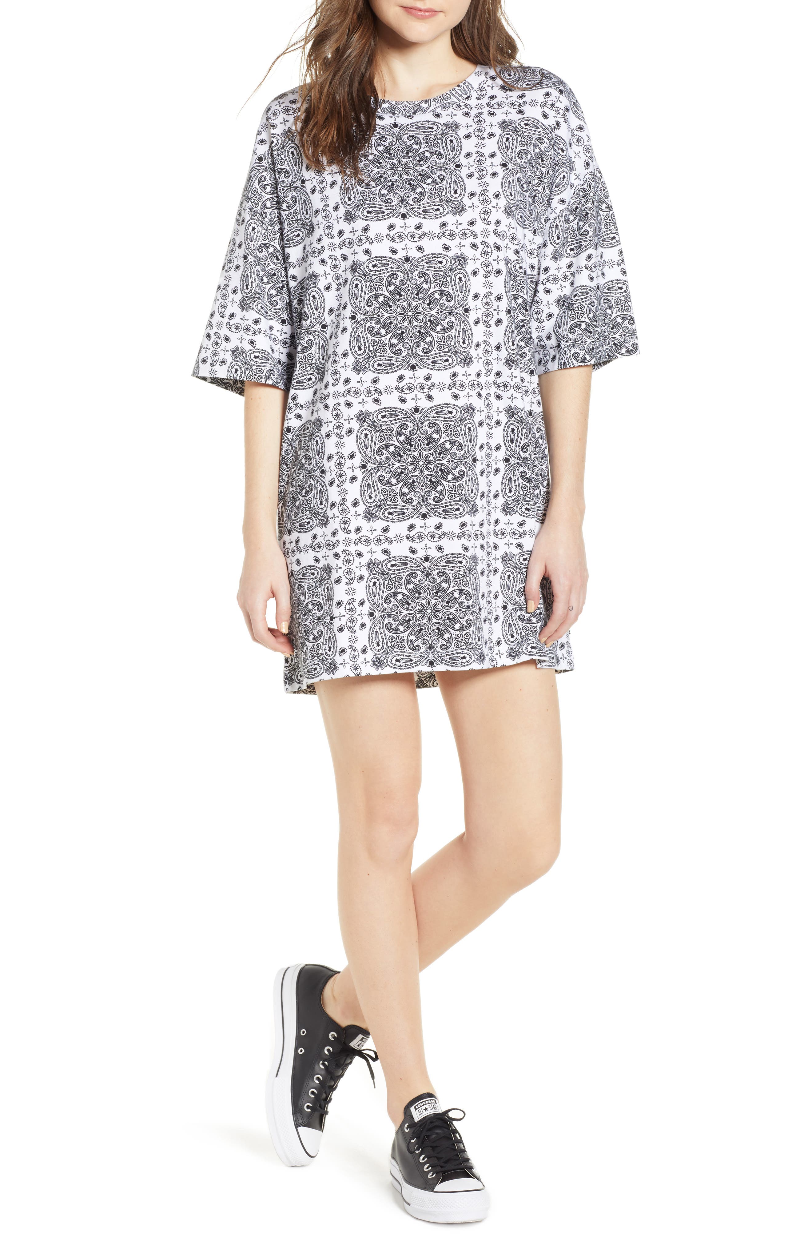 converse t shirt dress