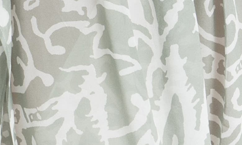 Saachi Abstract Print Cover-up Kaftan In Green