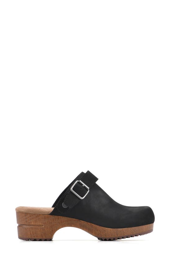 White Mountain Footwear White Mountain Being Buckled Leather Clog In Black/ Nubuck