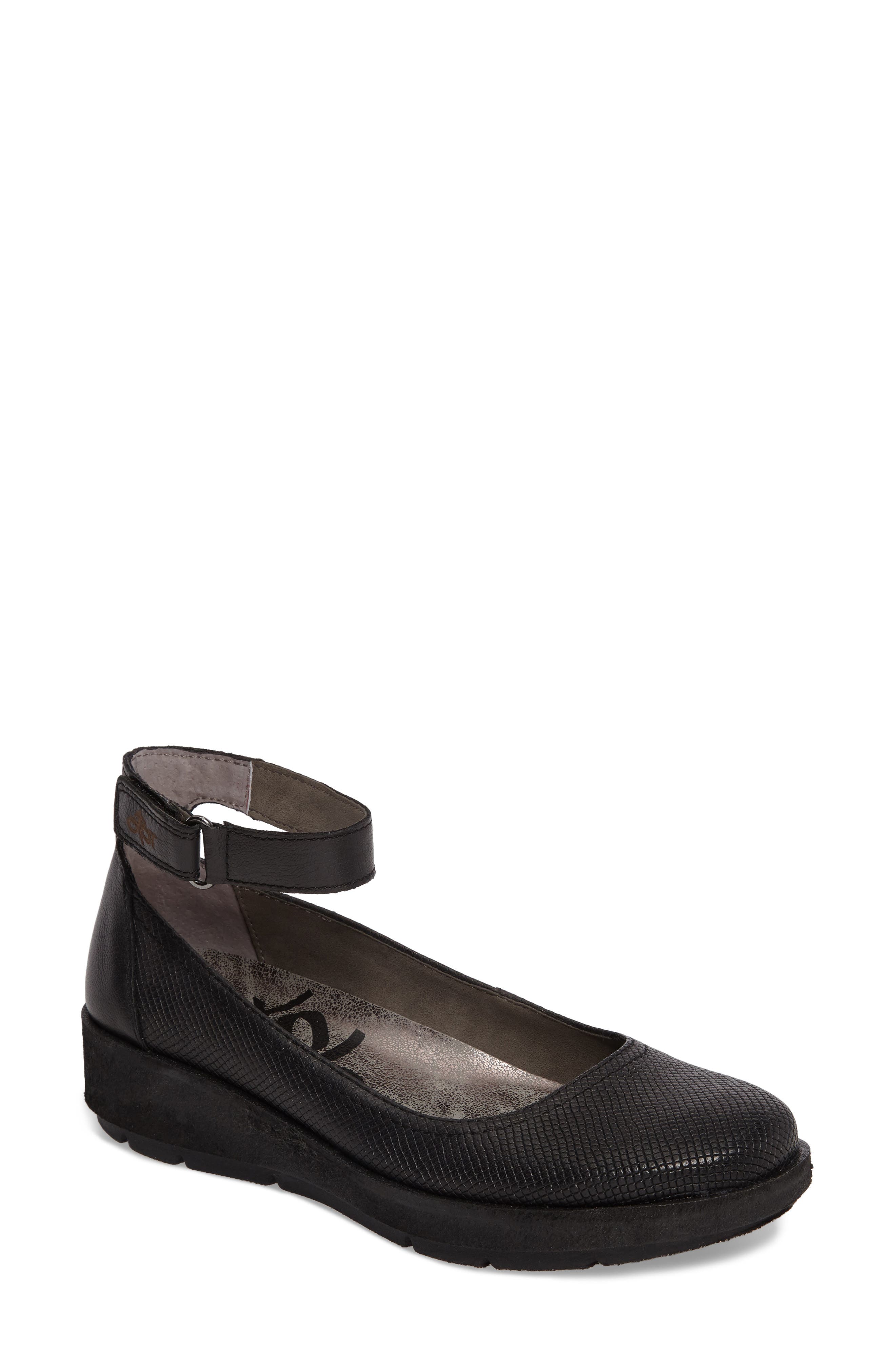 Otbt Scamper Ankle Strap Wedge, Black