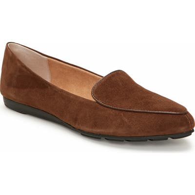 Me Too Anissa Pointy Toe Loafer- Brown