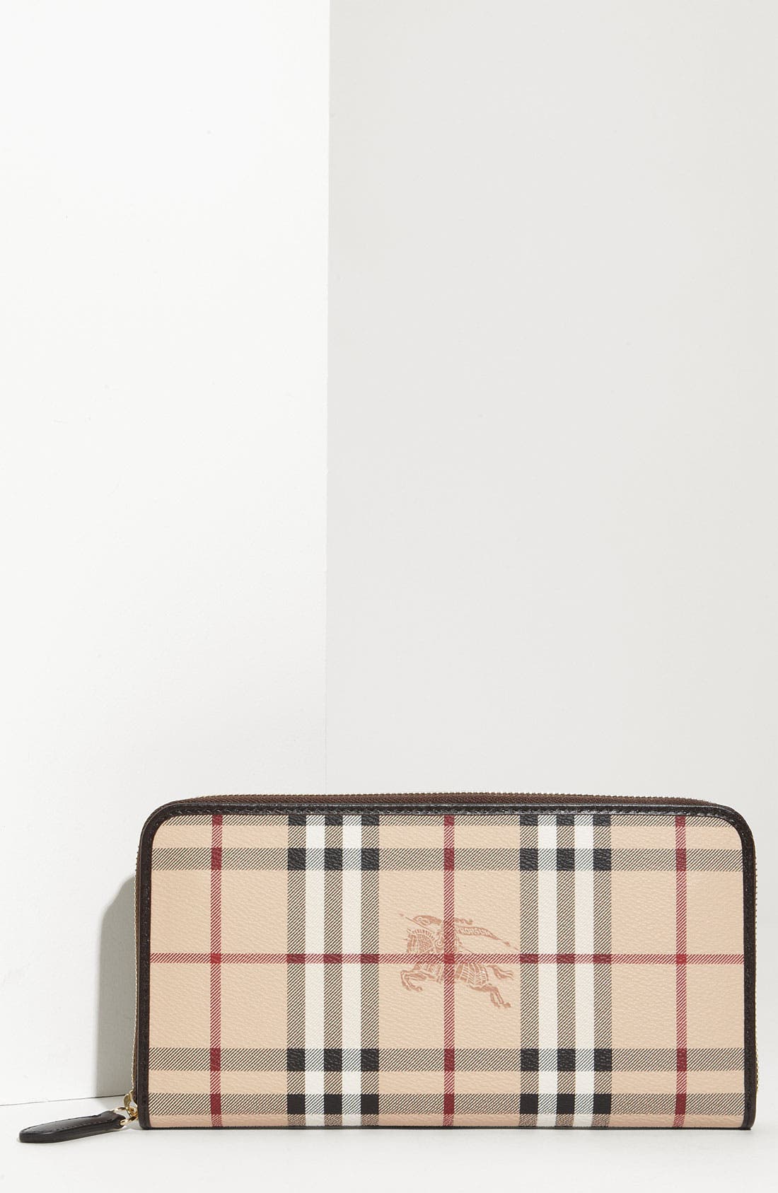 burberry crest wallet