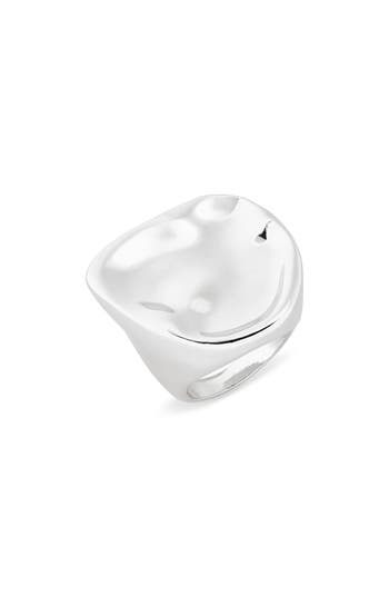 Nordstrom Rack Hammered Statement Ring In Rhodium
