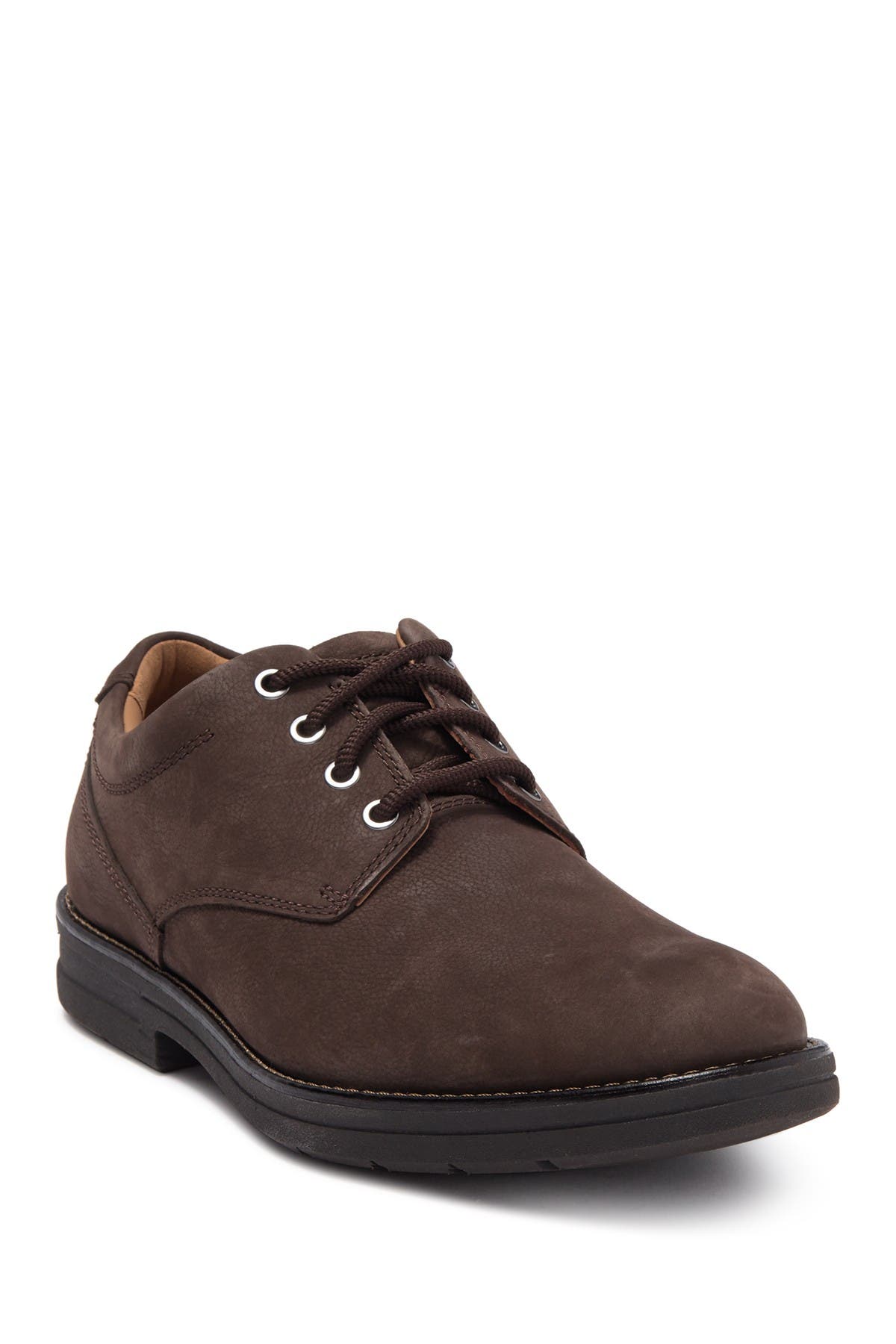 clarks banning plain