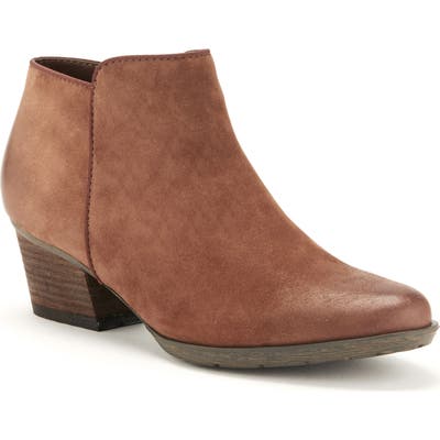 Blondo Villa Waterproof Boot, Brown