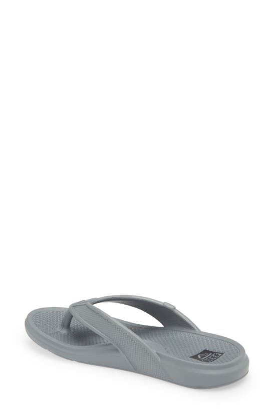 Reef Oasis Water Friendly Flip Flop In Grey