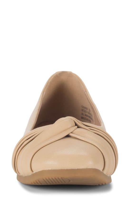 Shop Baretraps Chainey Flat In Natural