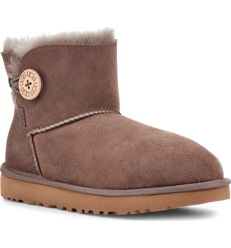 ugg button ugg button