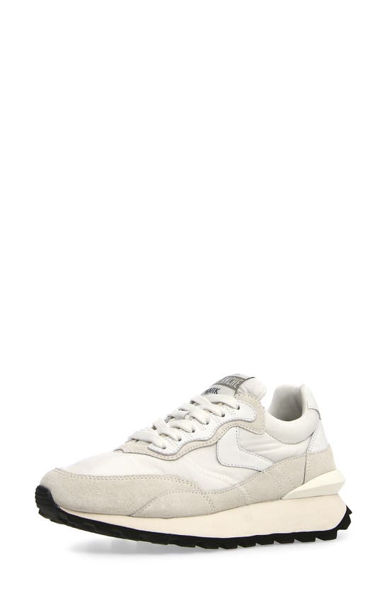 Voile Blanche Qwark Hype Sneaker In White