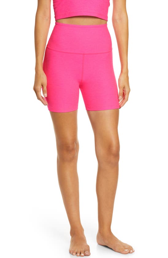 Beyond Yoga Keep Pace Space Dye Bike Shorts In Electric Pink Heather