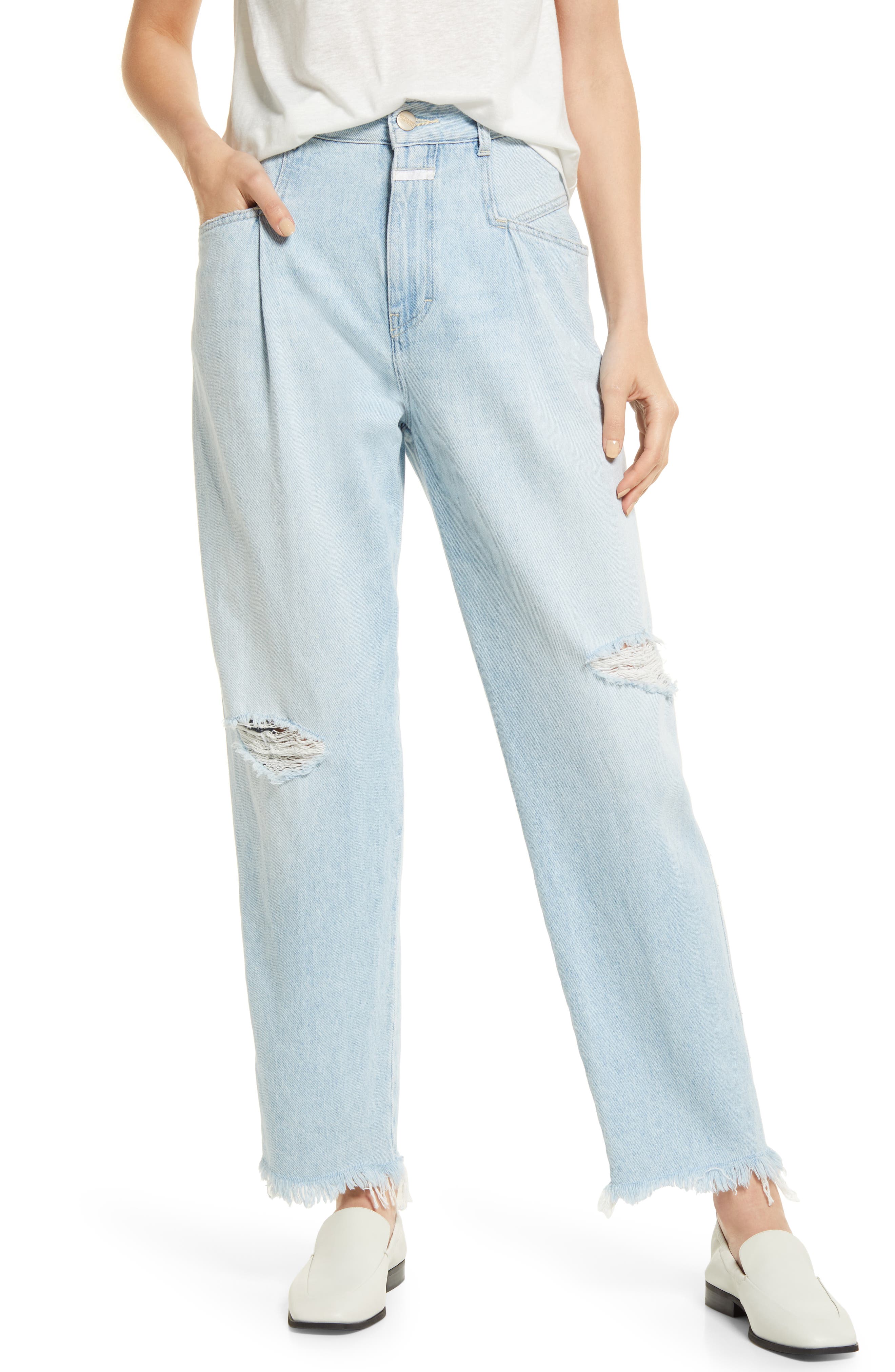 Closed Pearl Distressed Ankle Straight 