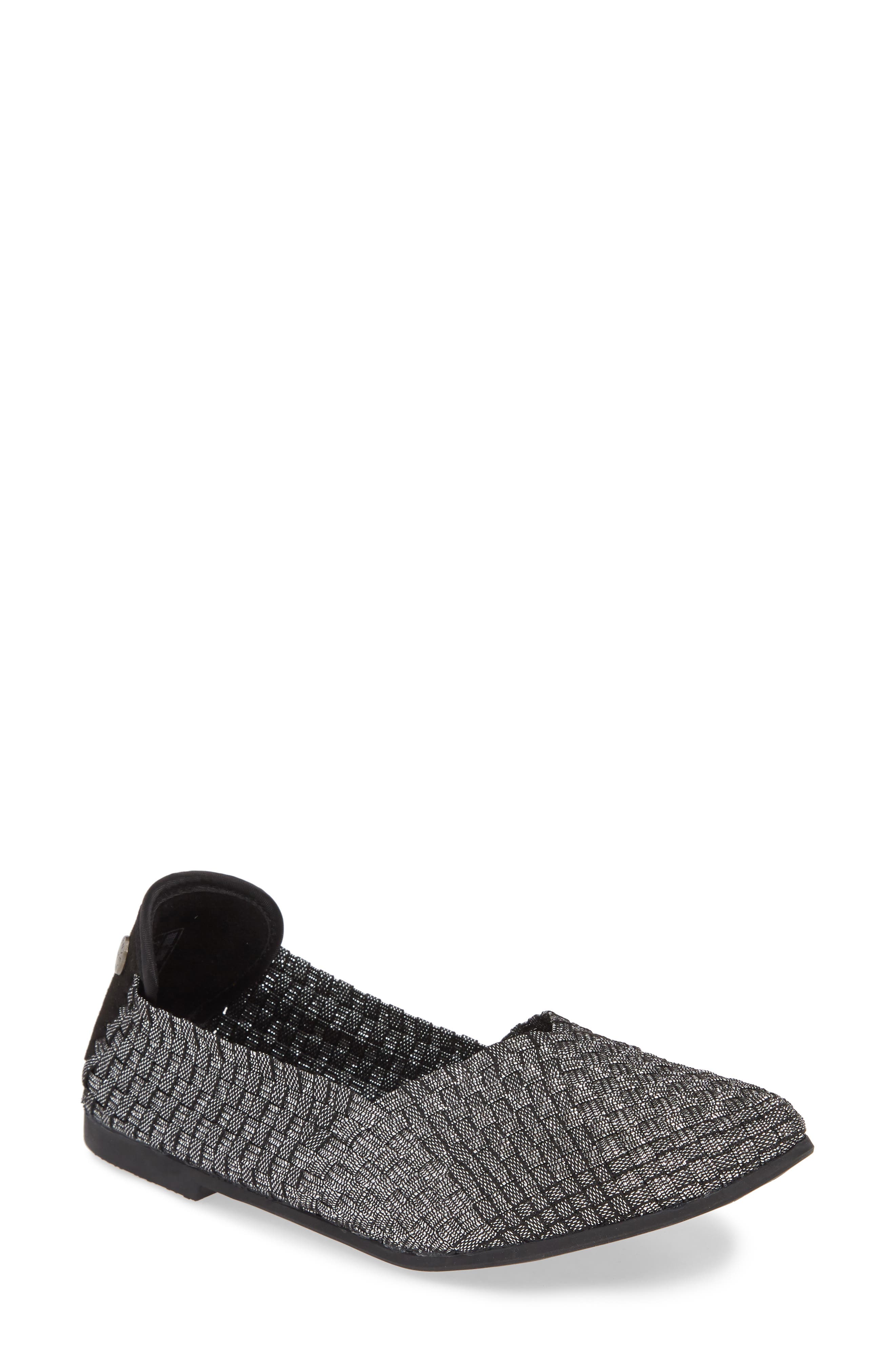 Bernie Mev. Cora Flat