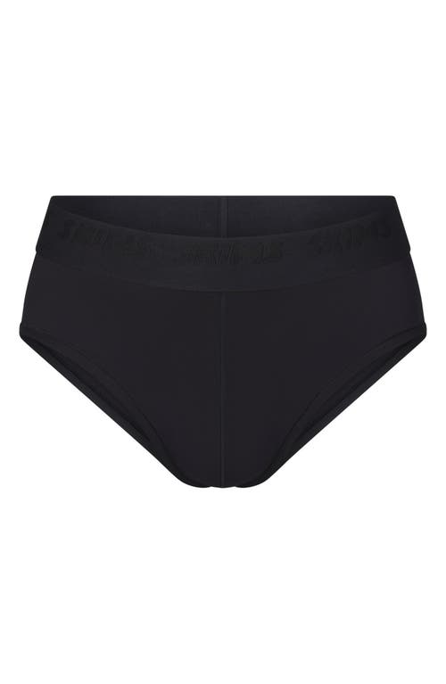 Skims Stretch Modal Briefs In Obsidian