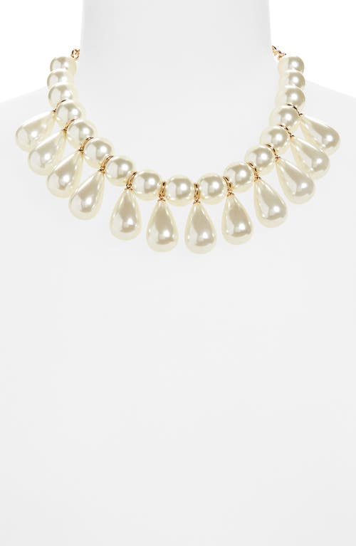 Shop Carolina Herrera Imitation Pearl Teardrop Choker Necklace