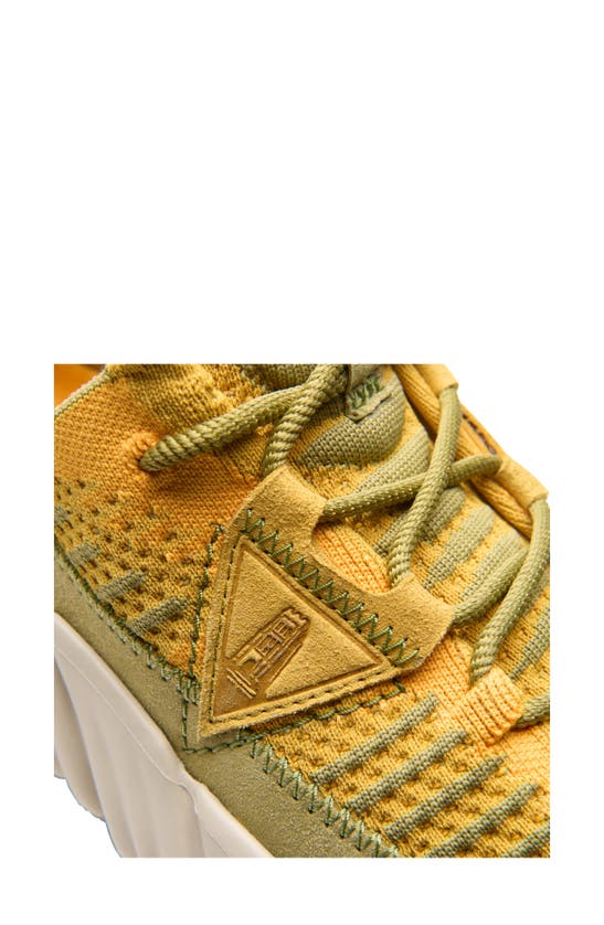 Clarks Nature 360 In Light Olive Comb