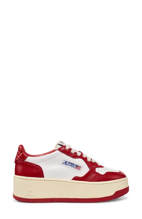 Autry Vintage Medalist Low Sneakers In White/red