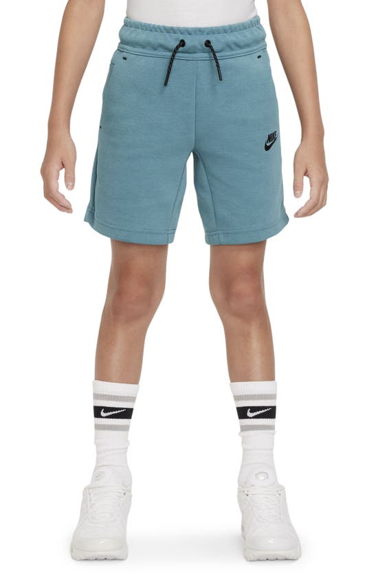 Nike Sportswear Tech Fleece Big Kids' (boys') Shorts In Green