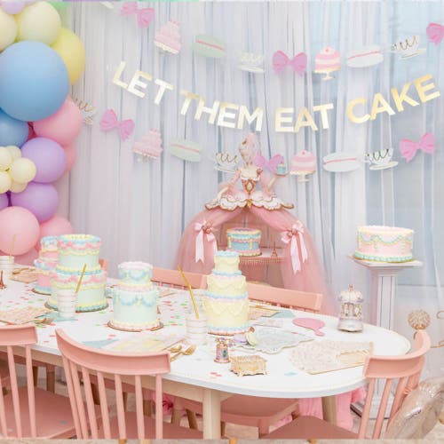 Shop Daydream Society Everyday Party Themed Thingamajig Paper Garlands In Cake