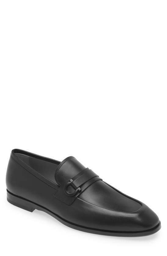 Shop Ferragamo Florio Loafer In Nero New Biscotto